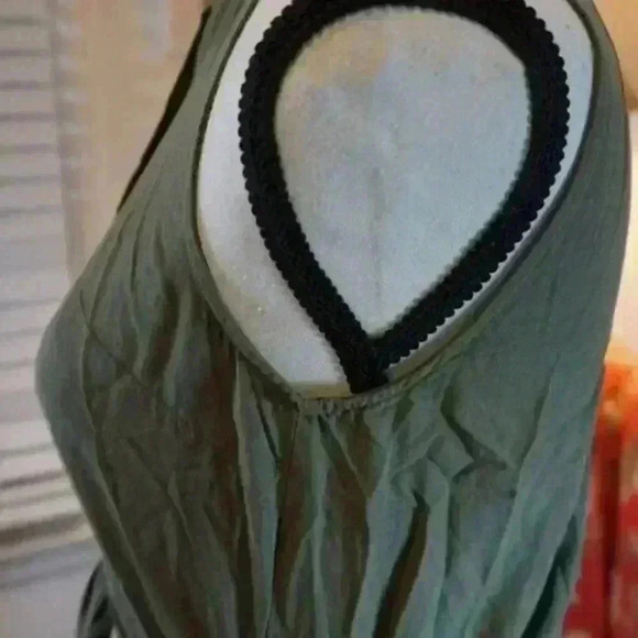 Warehouse Tie-Front Midi Dress in Army Green, Size US 2 (UK 6) - Picture 10 of 16